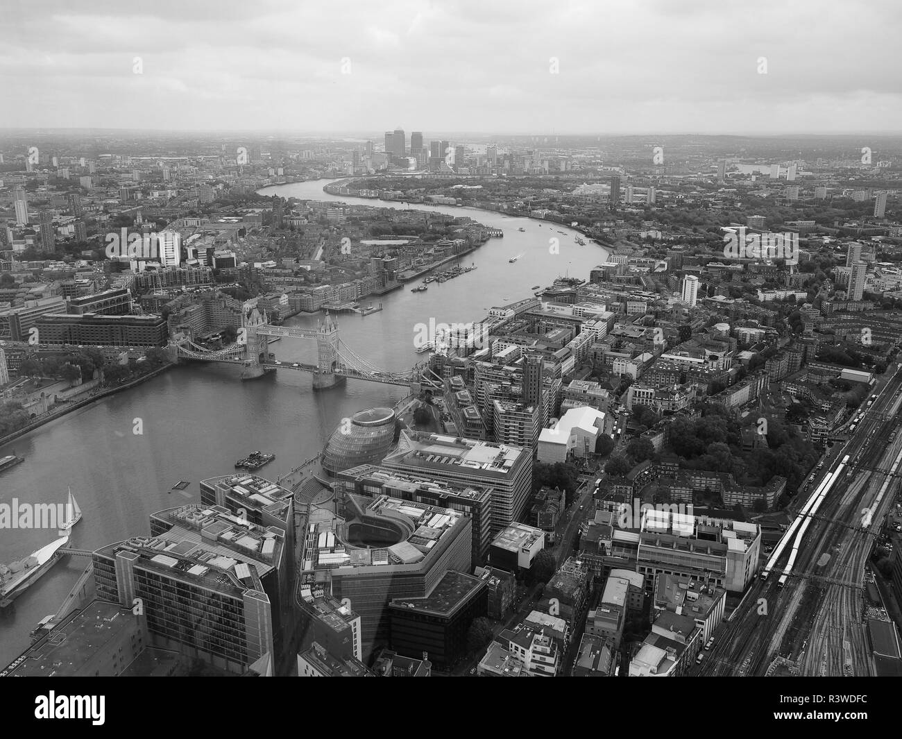 Aerial view large white Black and White Stock Photos & Images - Alamy