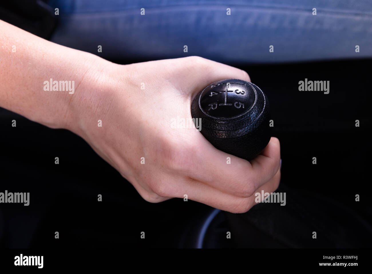 Drive gear shift hires stock photography and images Alamy