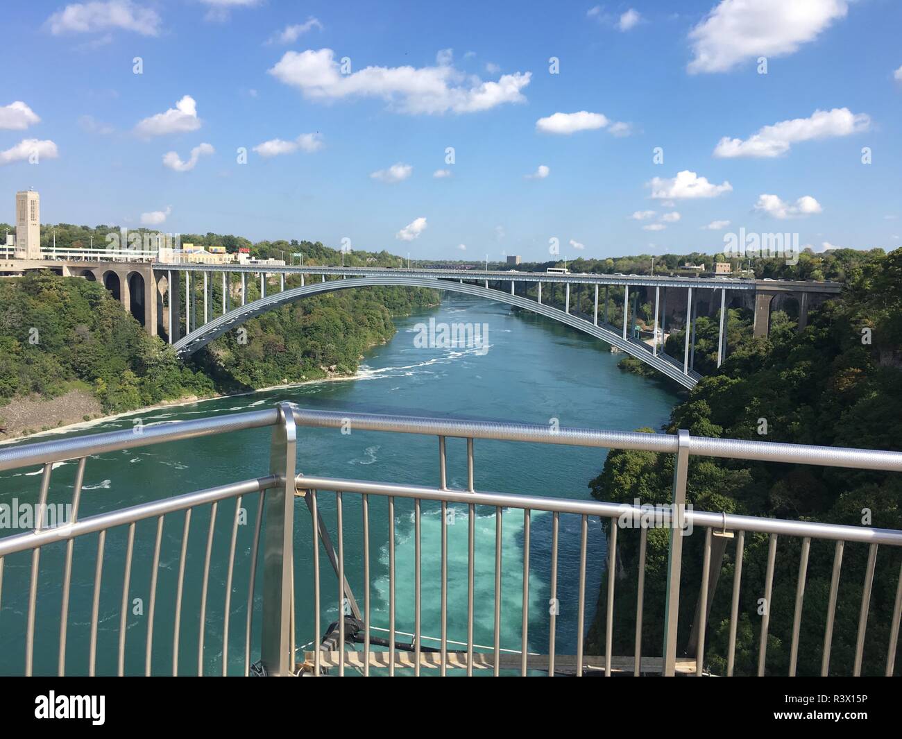 Niagara Falls looking to the border between USA ans Canada Stock Photo ...