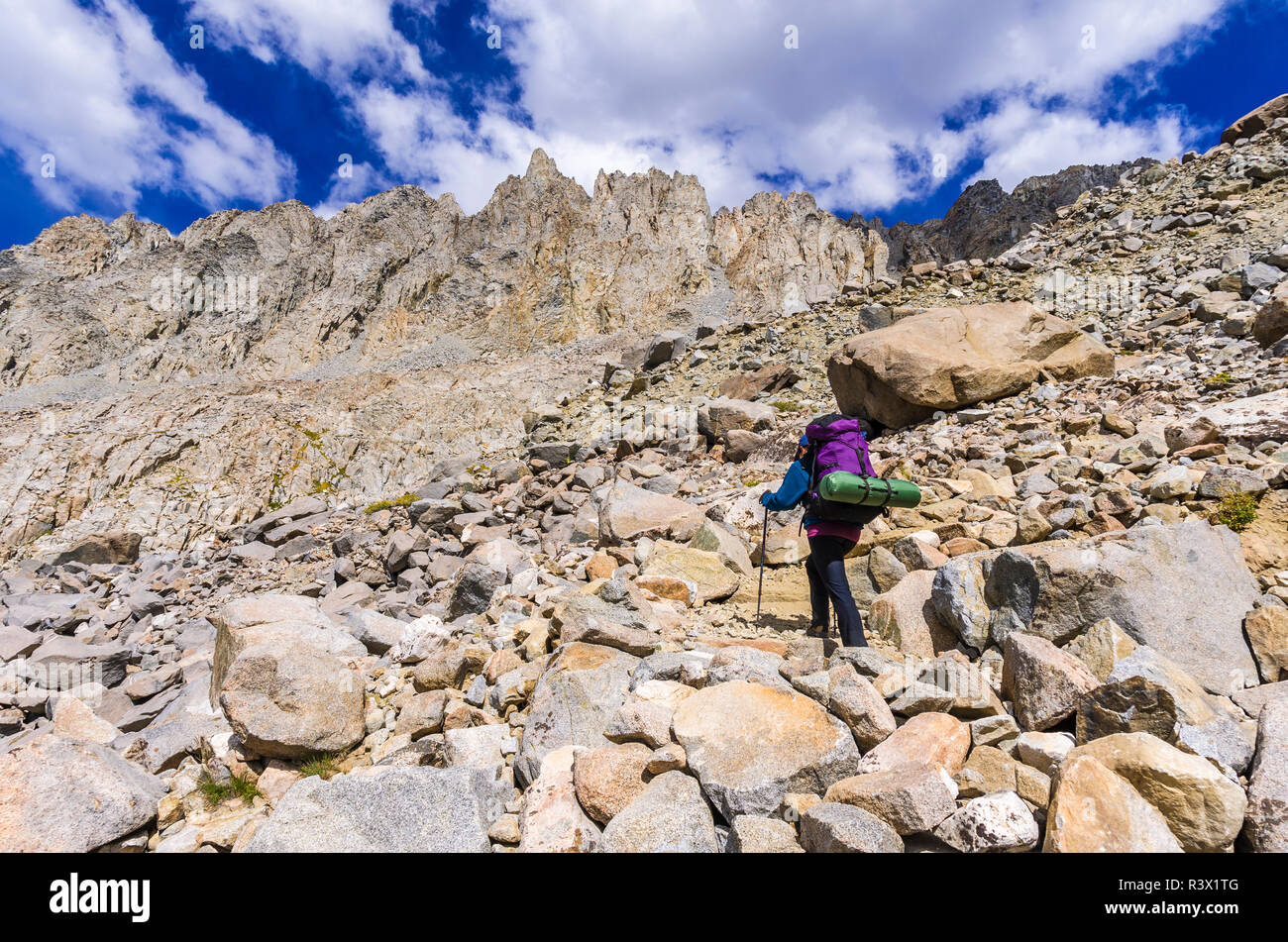 Backpacker on the Bishop Pass Trail, John Muir Wilderness, Sierra Nevada Mountains, California, USA (MR) Stock Photo