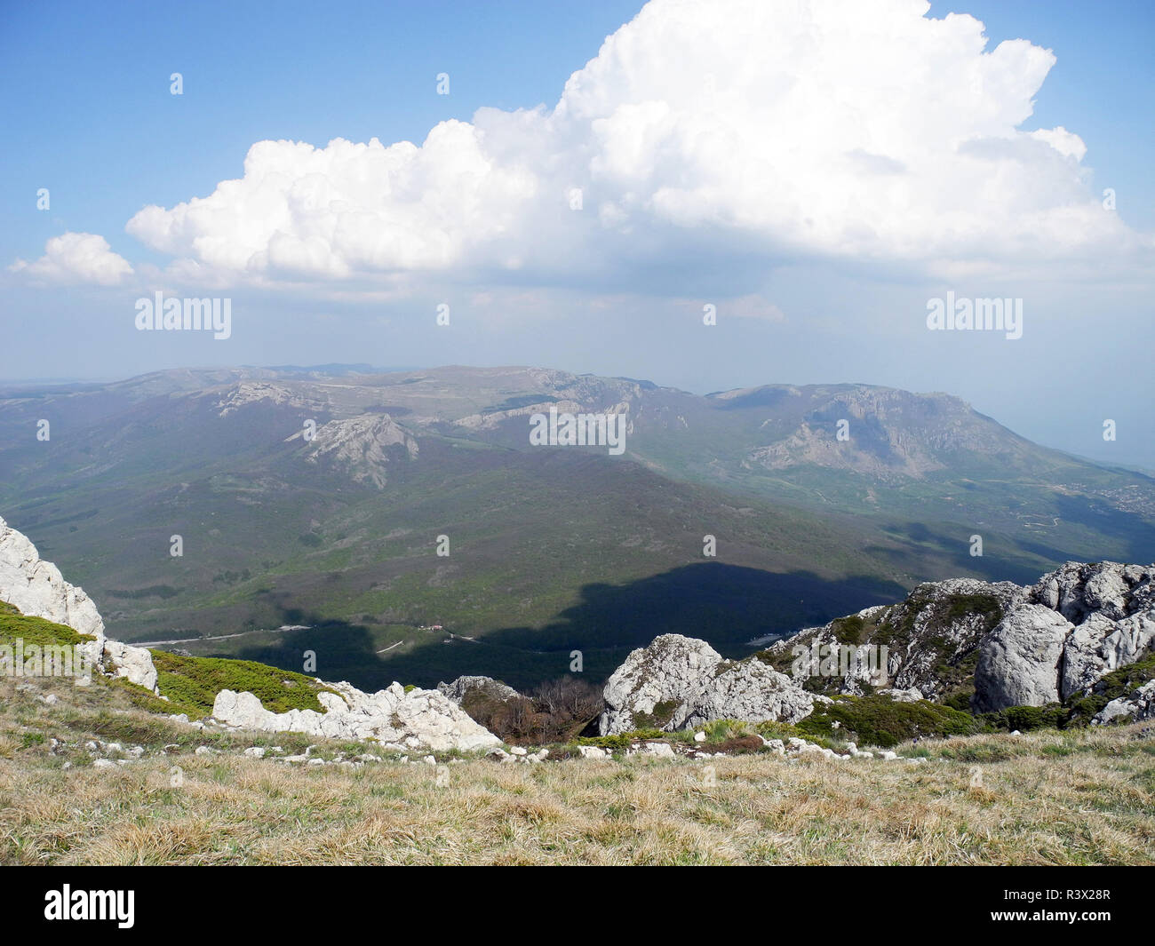 Slopping Ridge Rocky mountain sloping ridge hi-res stock photography and images - Alamy
