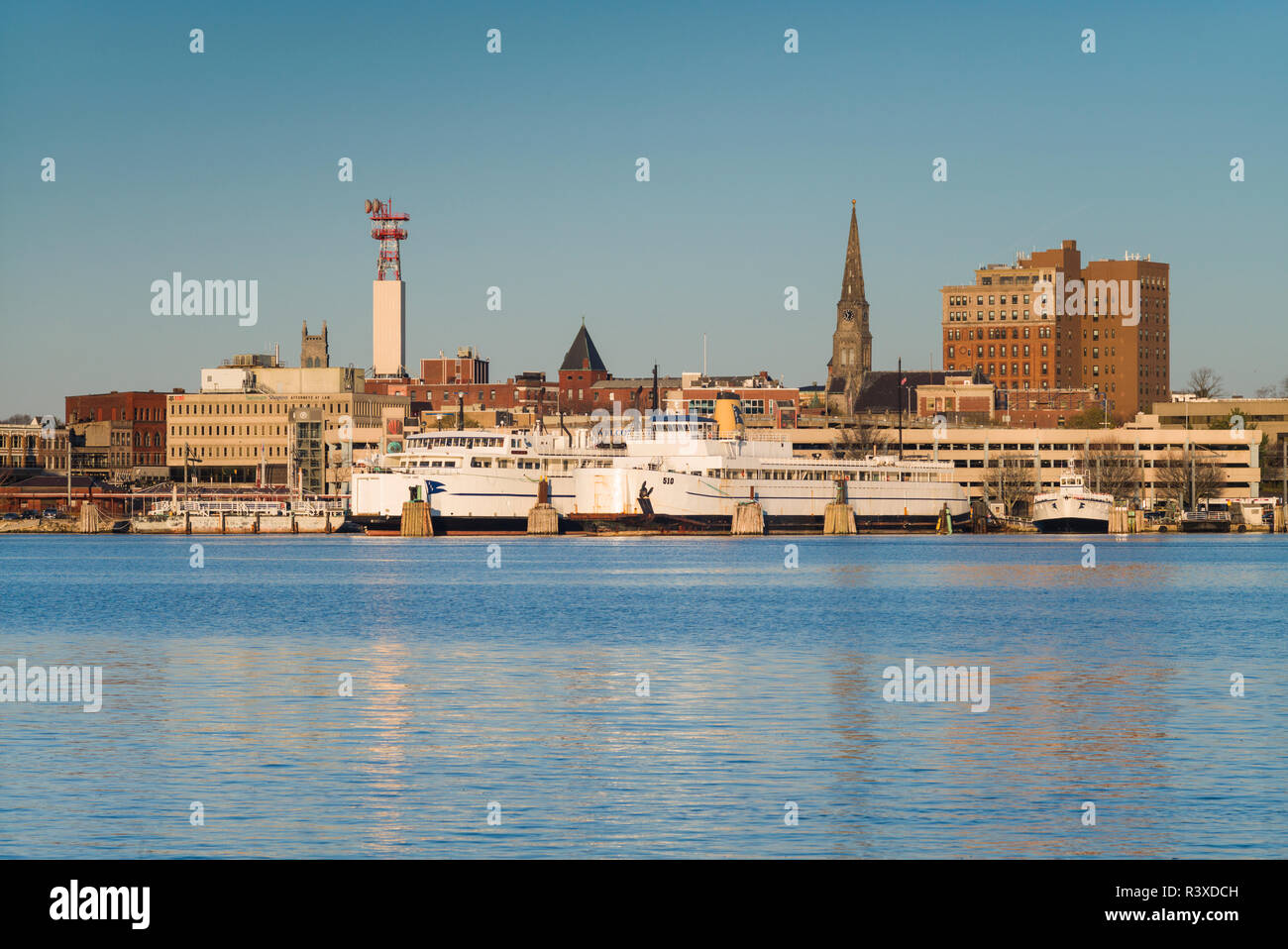 New london connecticut ferry hires stock photography and images Alamy