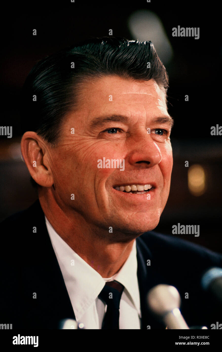 Governor Ronald Reagan at a press conference in Washington in January 1968 Stock Photo