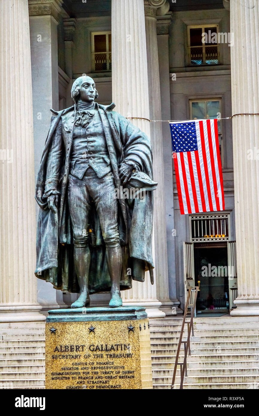 Albert Gallatin Statue US Flag US Treasury Department, Washington DC. Statue by James Fraser and dedicated in 1947. Stock Photo