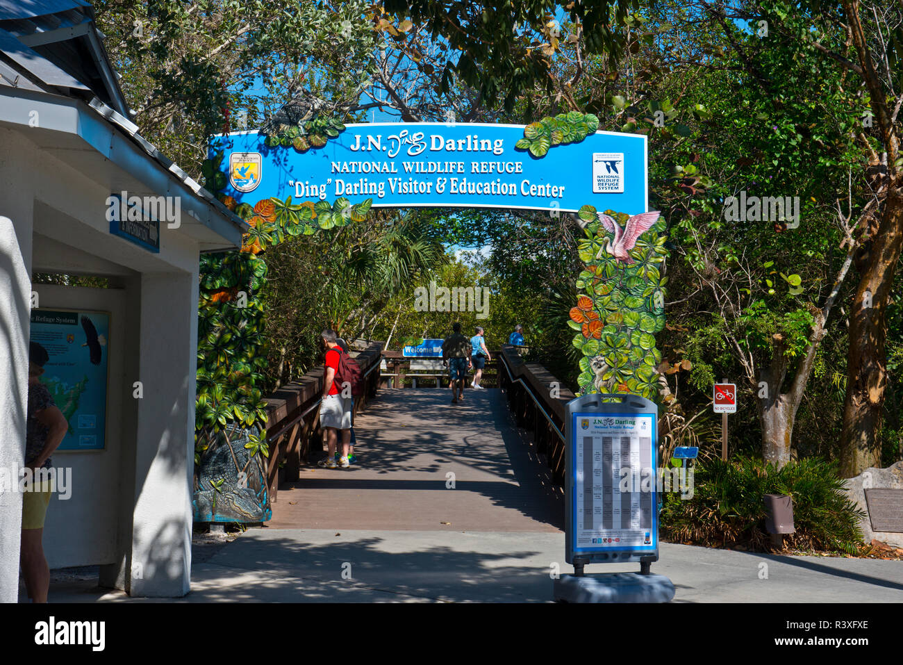 USA, Florida, Fort Meyers, Sanibel Island, J.N. Ding Darling National Wildlife Federation, Entrance Arch Visitor Center Stock Photo
