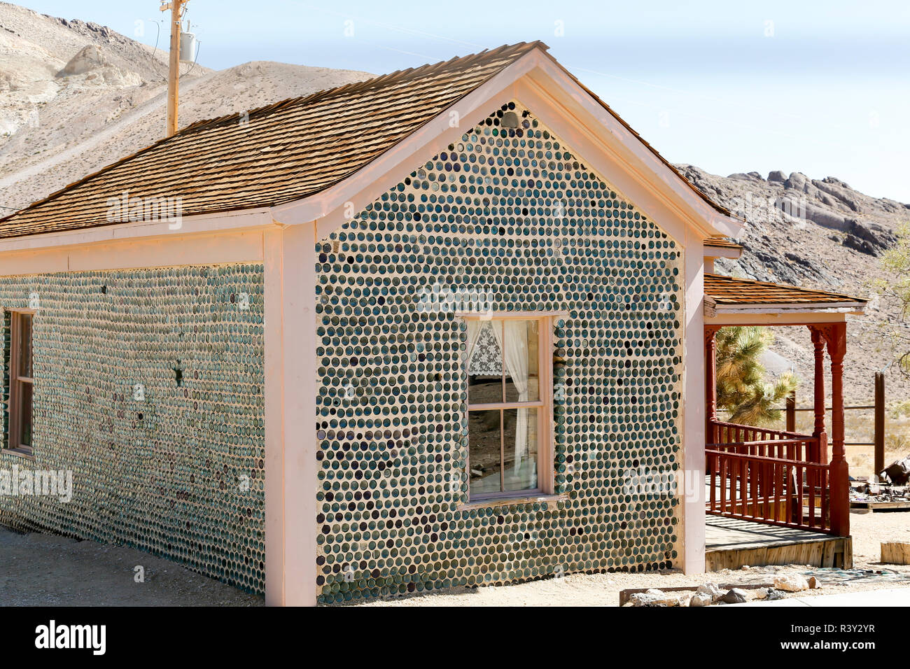 House made of bottles hires stock photography and images Alamy