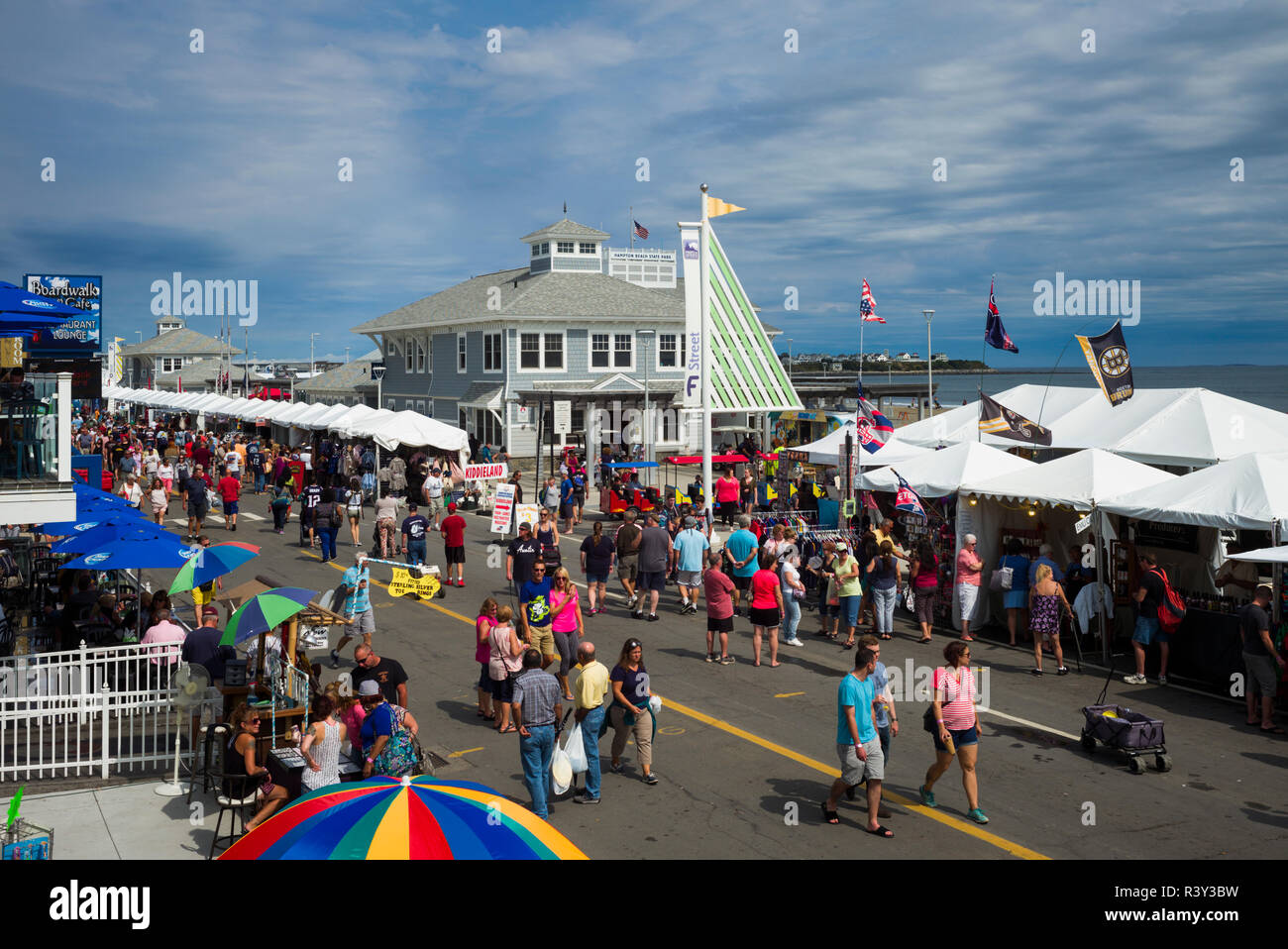 USA, New Hampshire, Hampton Beach Seafood Festival of Ocean Boulevard