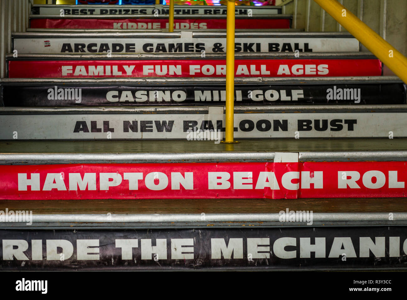 USA, New Hampshire, Hampton Beach Seafood Festival, amusement park