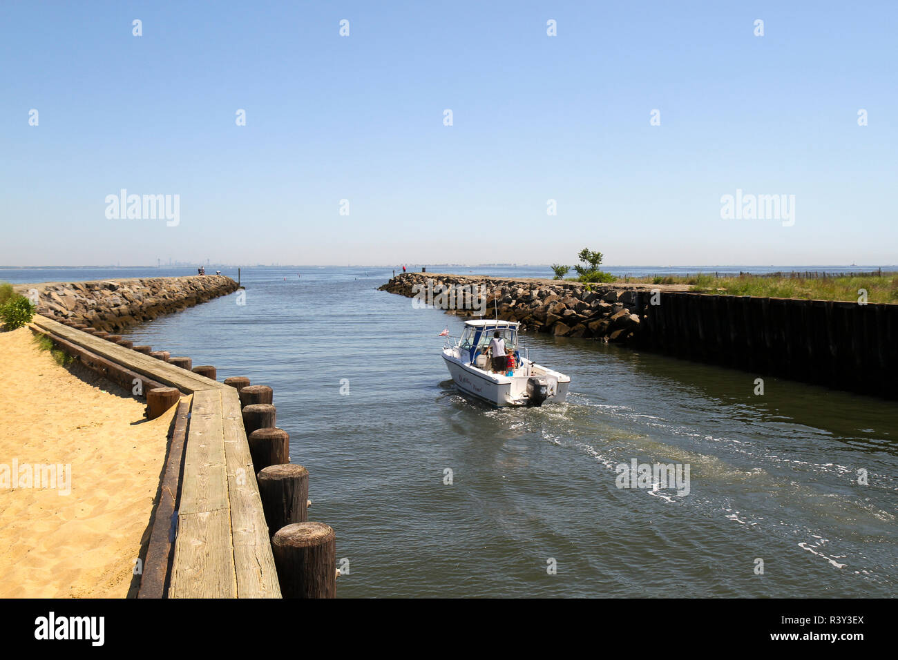 Bayshore Waterfront Park, Port Monmouth, Middletown, New Jersey, Usa Stock Photo