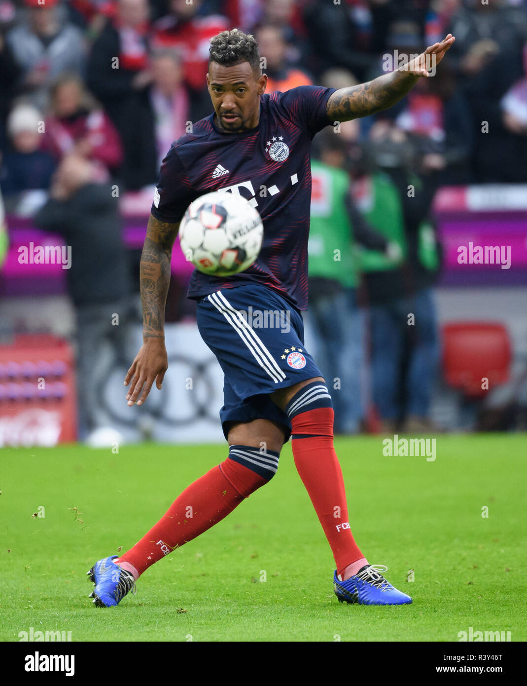 24 November 2018, Bavaria, München: Soccer: Bundesliga, Bayern Munich - Fortuna Düsseldorf, 12th matchday in the Allianz Arena. Jerome Boateng from Munich warms up. Photo: Sven Hoppe/dpa - IMPORTANT NOTE: In accordance with the requirements of the DFL Deutsche Fußball Liga or the DFB Deutscher Fußball-Bund, it is prohibited to use or have used photographs taken in the stadium and/or the match in the form of sequence images and/or video-like photo sequences. Stock Photo