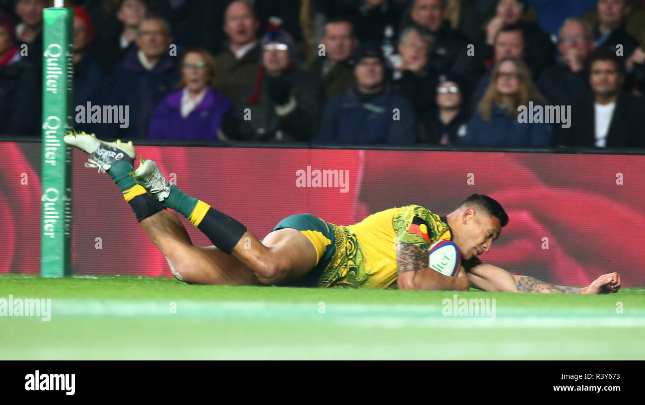 London, UK, 24 November, 2018 Australia's Israel Folau goes over for his Try during Quilter International between England  and Australia at Twickenham stadium , London, England on 24 Nov 2018.  Credit Action Foto Sport Credit: Action Foto Sport/Alamy Live News Stock Photo