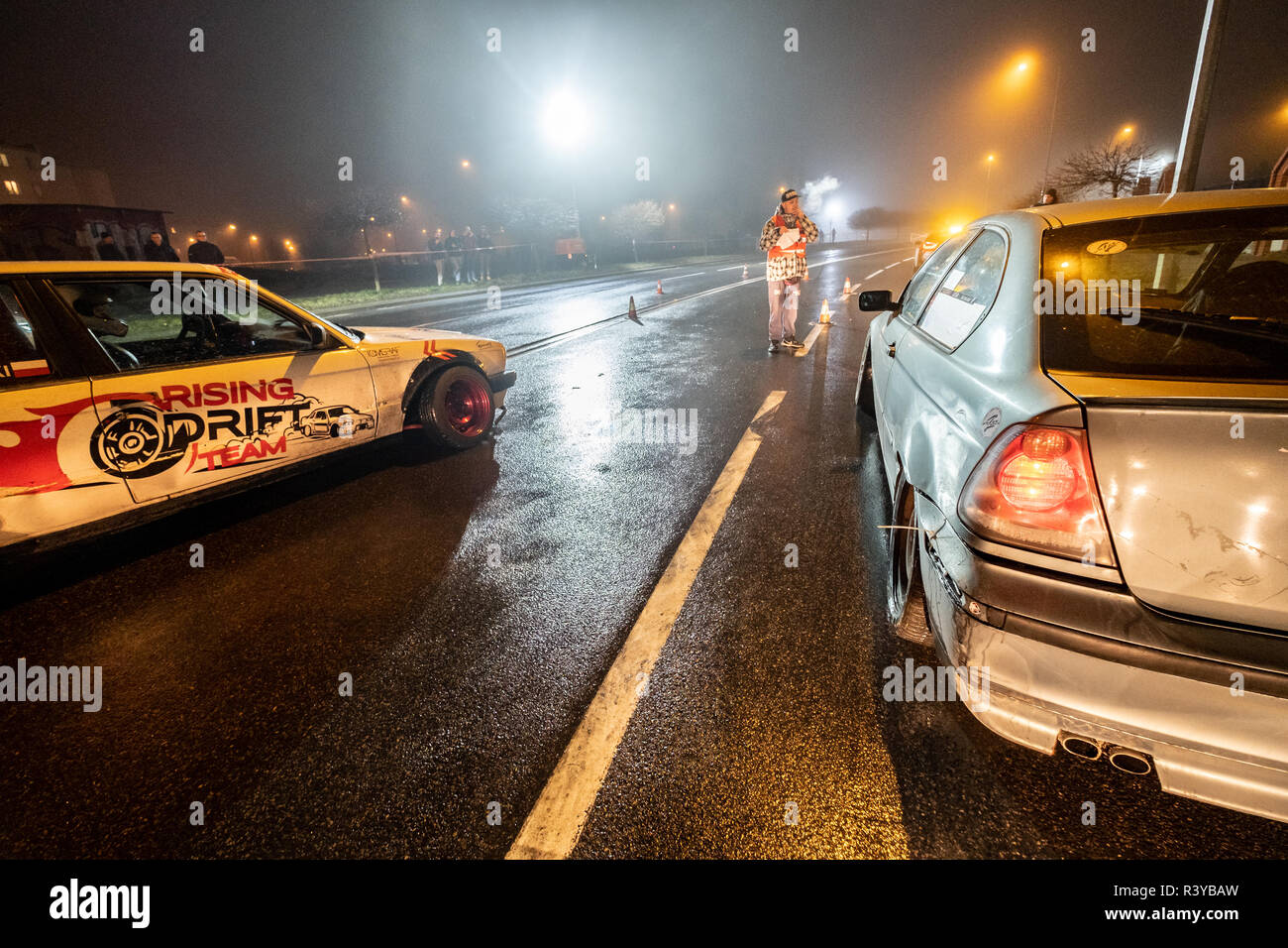 Zgierz, Poland. 24th November, 2018. Over 50 drivers and their drift cars, some of then having 500-700 hp engines are meeting is Zgierz in central Poland for season closing. It is dark and wet. Robert Pastryk / Alamy Live News Stock Photo