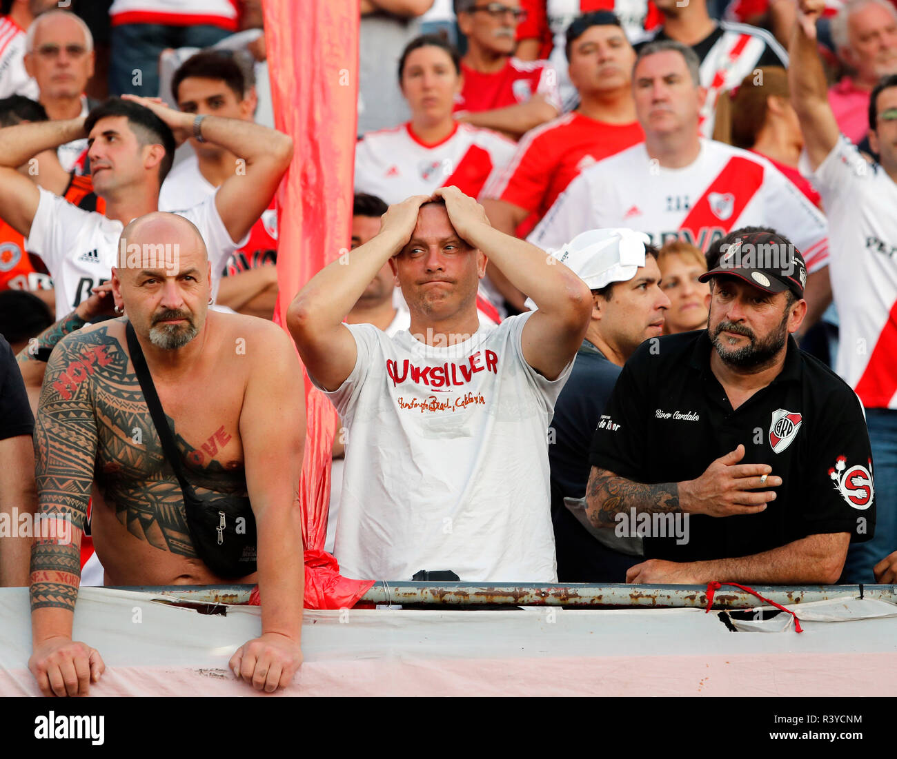 Buenos Aires, Argentina. 24th Nov, 2018. Soccer: South America, final Copa de Libertadores: River Plate - Boca Juniors, return match. Fans of River Plate are disappointed after the final has been postponed due to heavy riots outside the stadium. Credit: Gustavo Ortiz/dpa/Alamy Live News Stock Photo