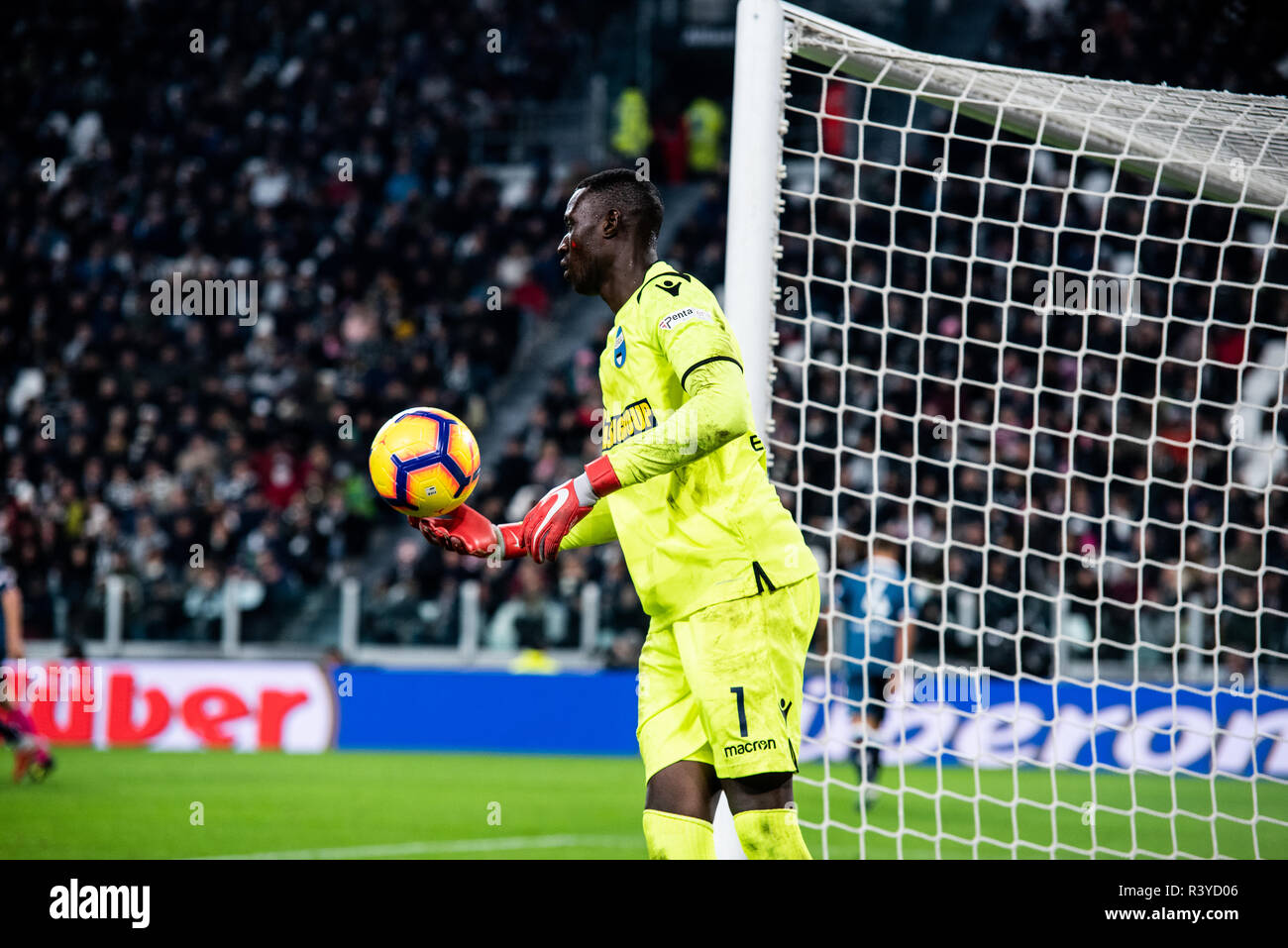 Turin, Italy. 24th November 2018. Alfred Gomis of SPAL during the Serie  A Match Juventus vs SPAL. Juventus won 2-0 at Allianz Stadium, in Turin on 24th november 2018 Credit: Alberto Gandolfo/Alamy Live News Stock Photo