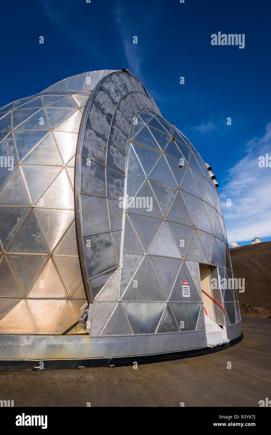 Caltech Submillimeter Observatory on the summit on Mauna Kea, Big Island, Hawaii, USA (Editorial Use Only) Stock Photo