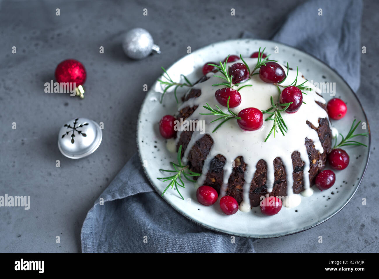 English christmas cake hi-res stock photography and images - Alamy