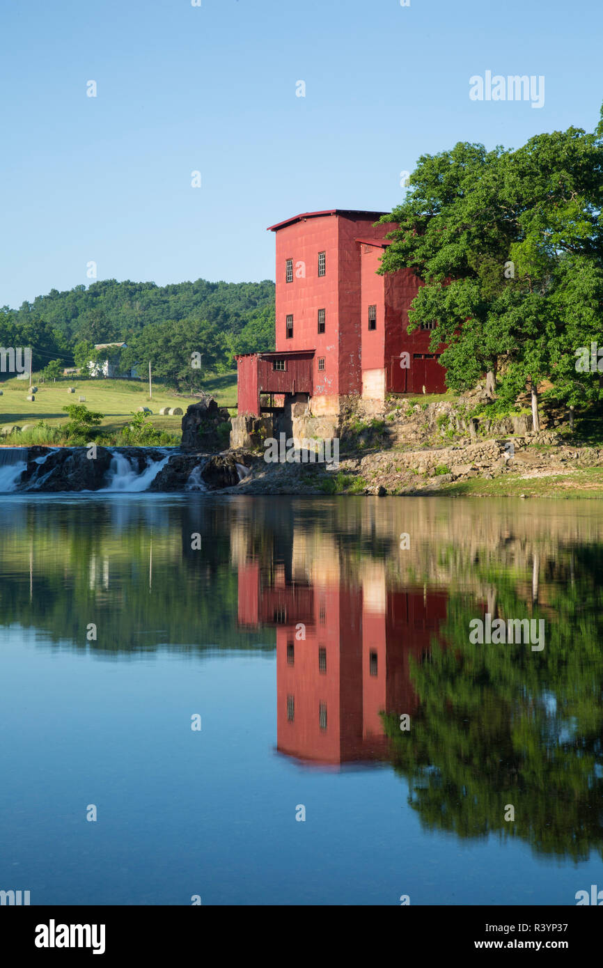 Dillard Mill at Dillard Mill State Historic Site, Dillard, Missouri