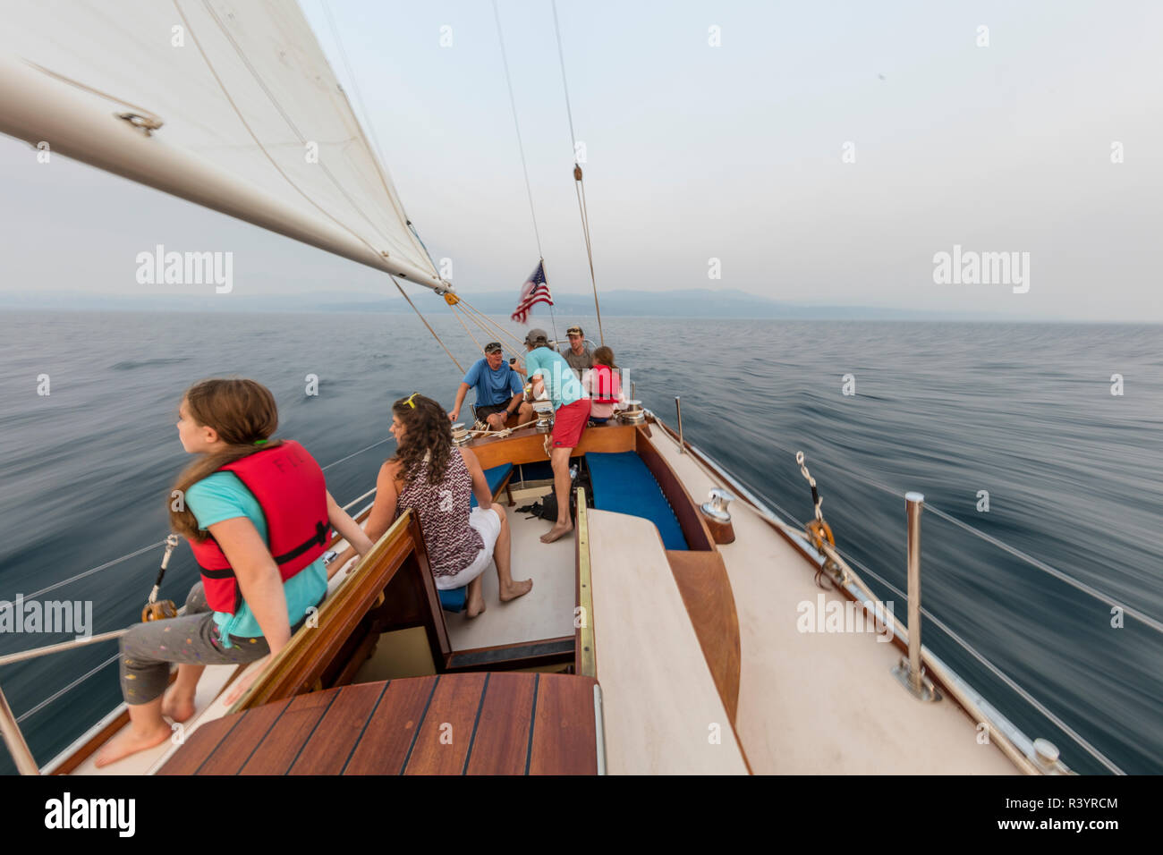 Family sailing on Flathead Lake, Montana, USA (MR Stock Photo Alamy