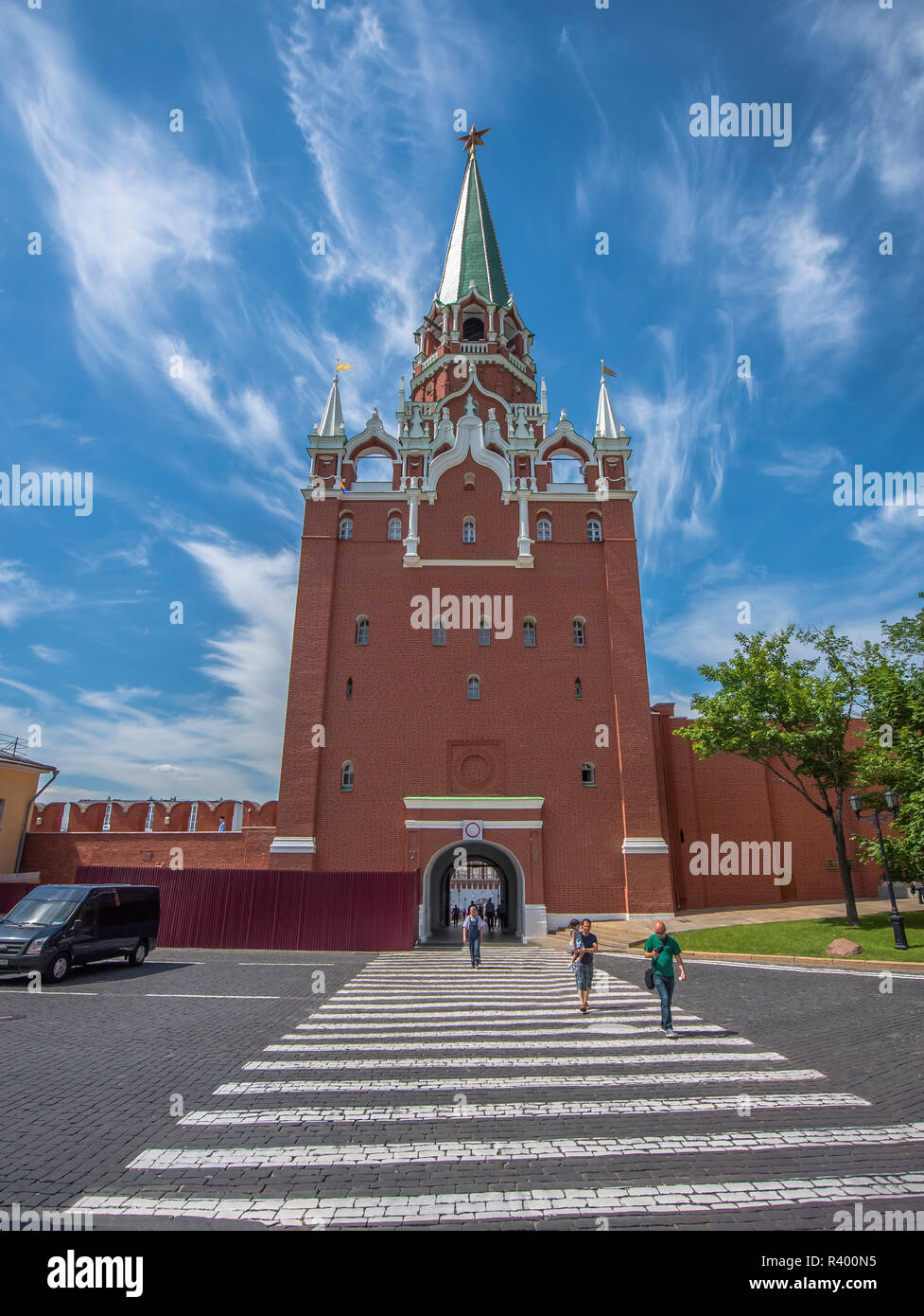 Entrance tower to the Kremlin, Moscow, Russia Stock Photo Alamy