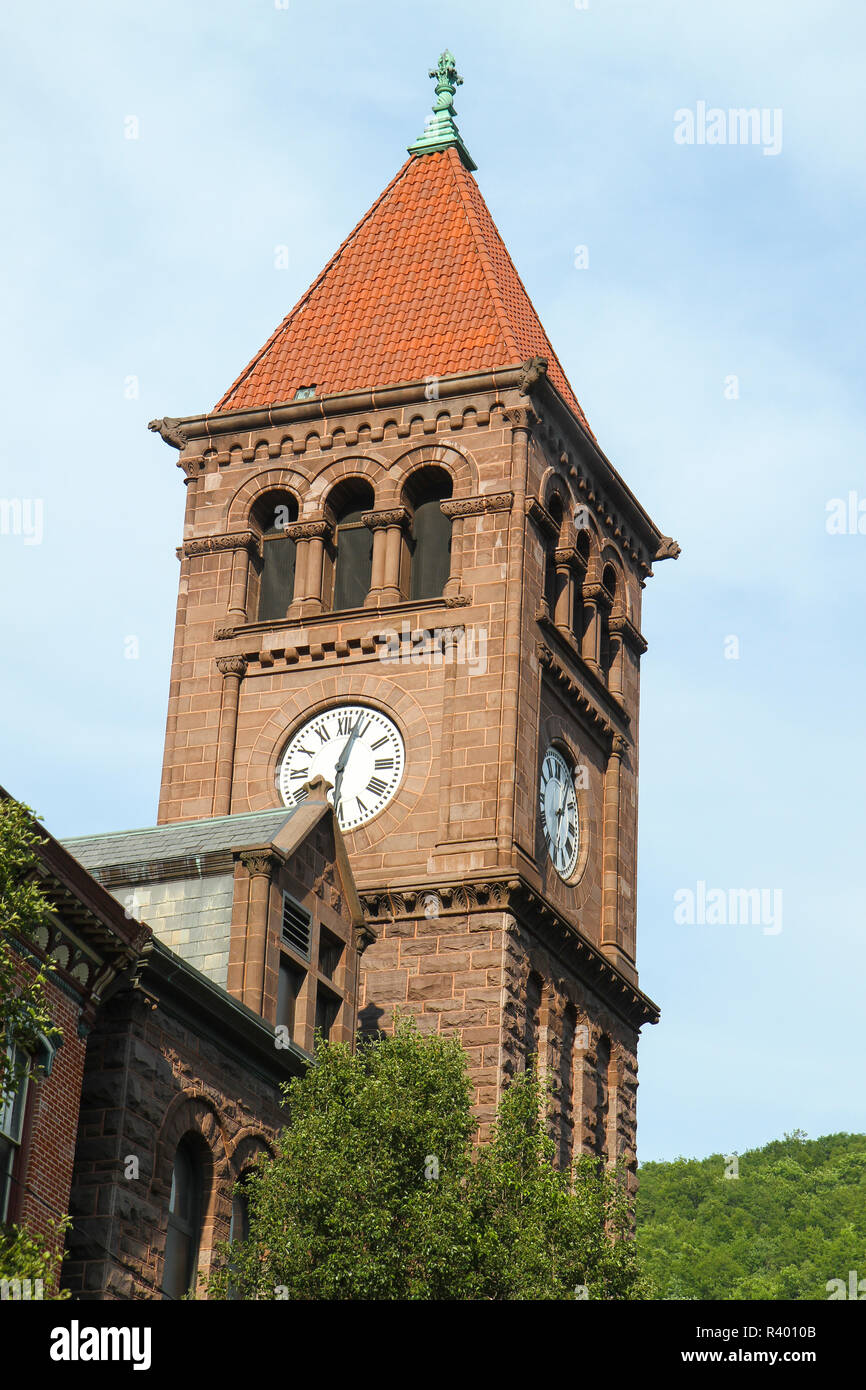 Clock Tower, Carbon County Courthouse, Jim Thorpe, Pennsylvania, Usa