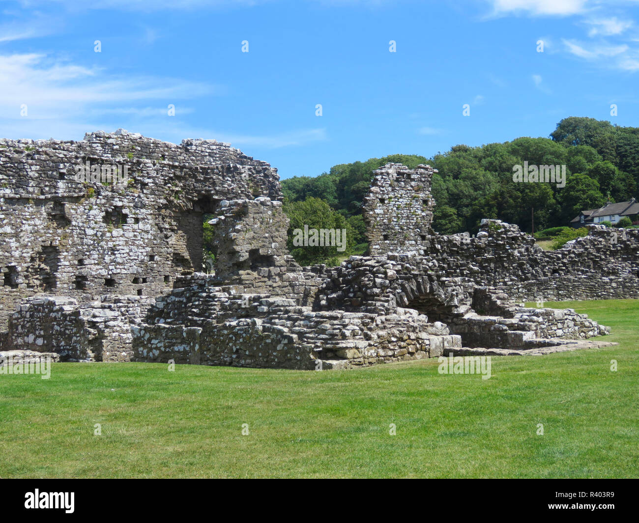 Ogmore Castle, Vale of South Wales, UK Stock Photo Alamy
