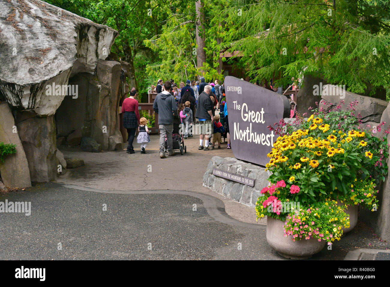 USA, Oregon, Portland. Entrance to Oregon Zoo. Credit as: Steve Terrill / Jaynes Gallery / DanitaDelimont.com Stock Photo