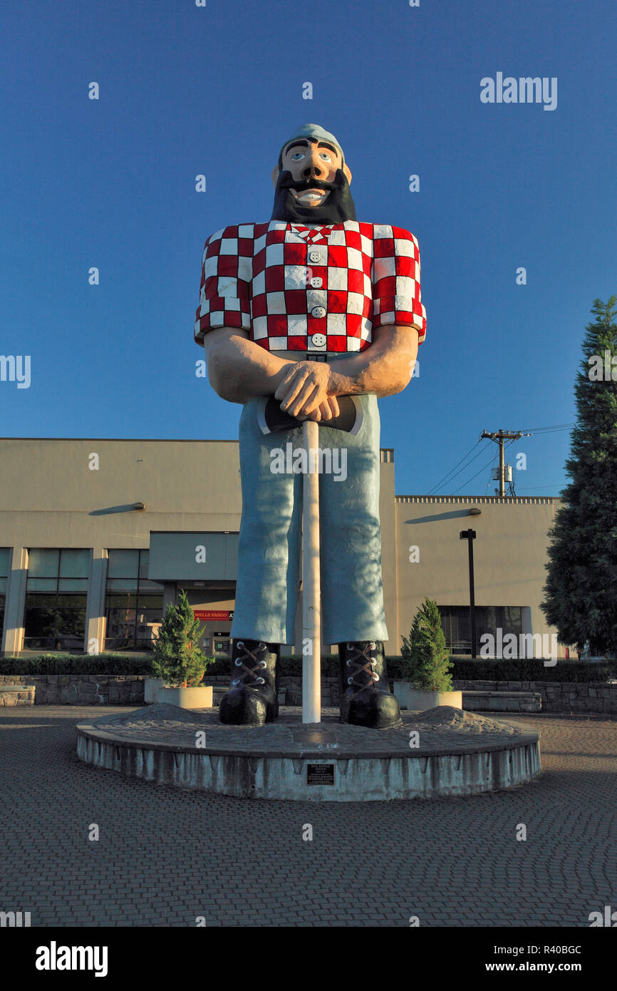 Paul bunyan statue portland hires stock photography and images Alamy