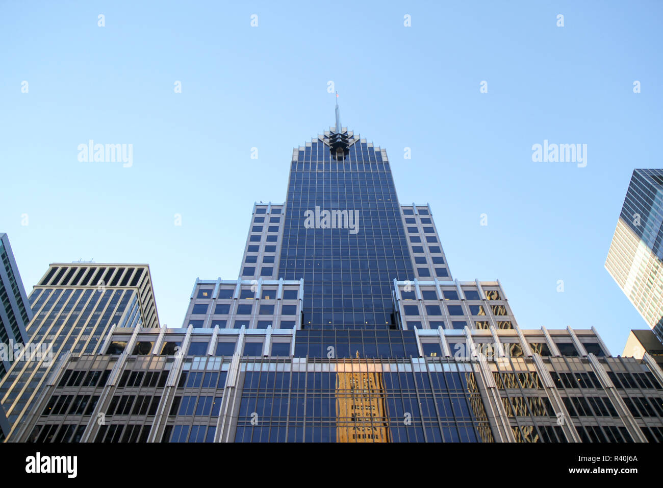 Mutual of america building hi-res stock photography and images - Alamy