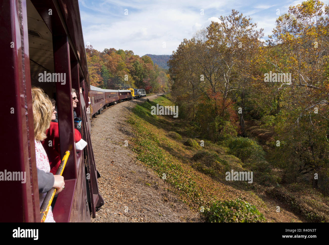 Great Smoky Mountain Railroad, Bryson City, North Carolina, passengers enjoying the view Stock Photo