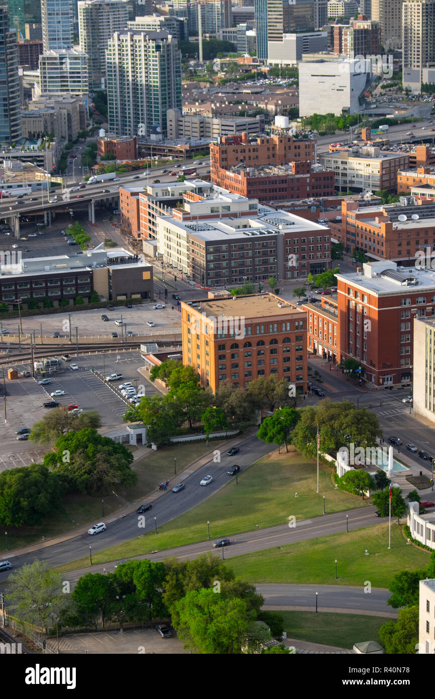 USA, Texas, Dallas. Downtown details, the road where President Kennedy was shot. Stock Photo