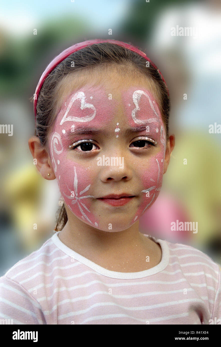 makeup little girl Stock Photo - Alamy