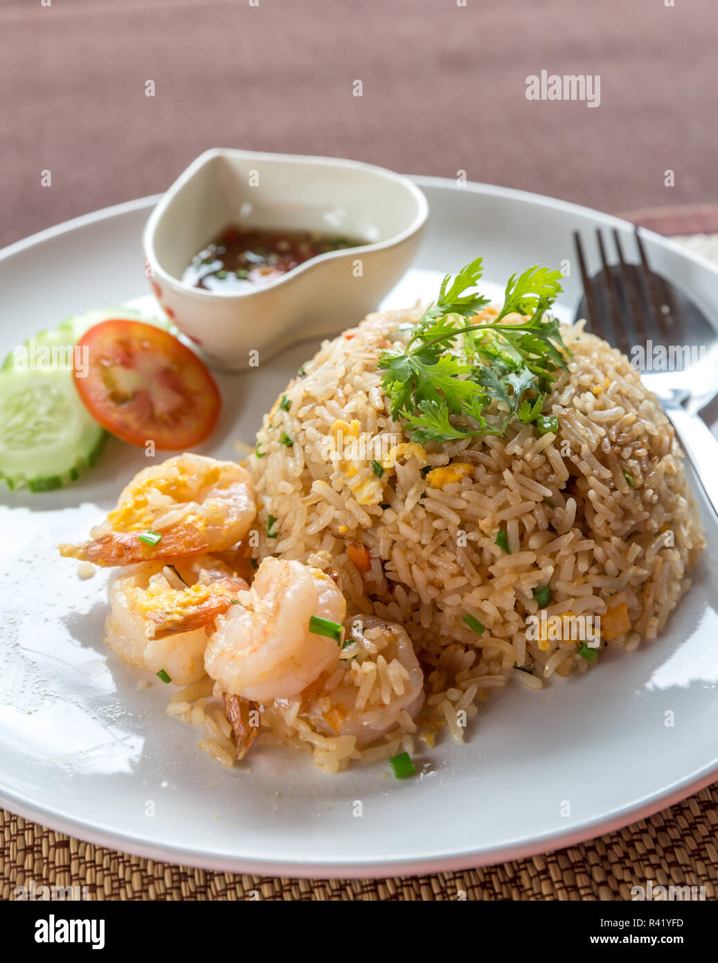 Shrimp fried rice Stock Photo - Alamy