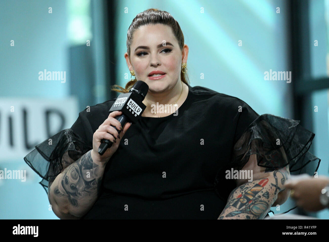 The Subtle Art Fat Girl High Resolution Stock Photography and Images