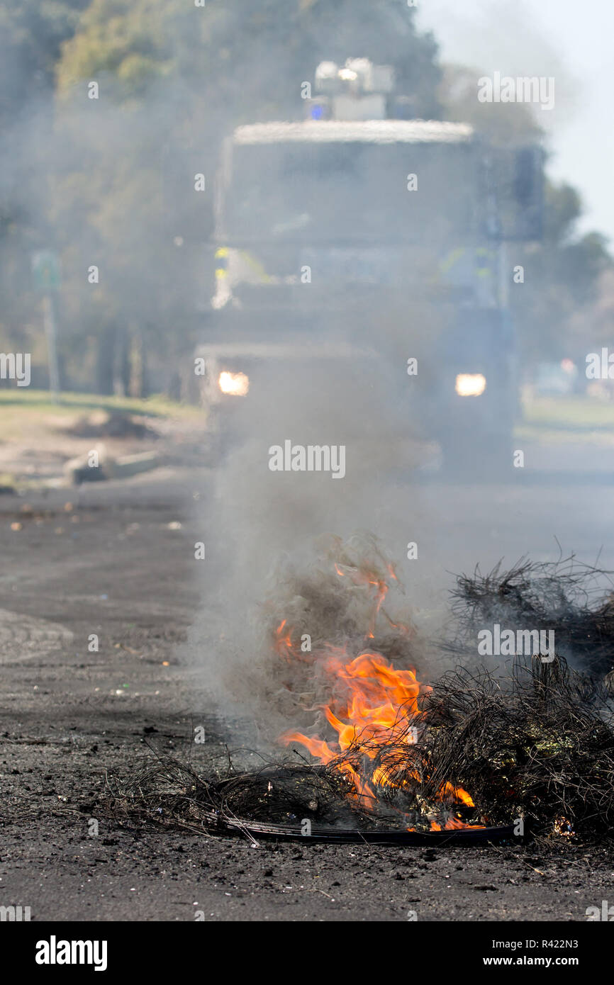 Burning tyre south africa hires stock photography and images Alamy