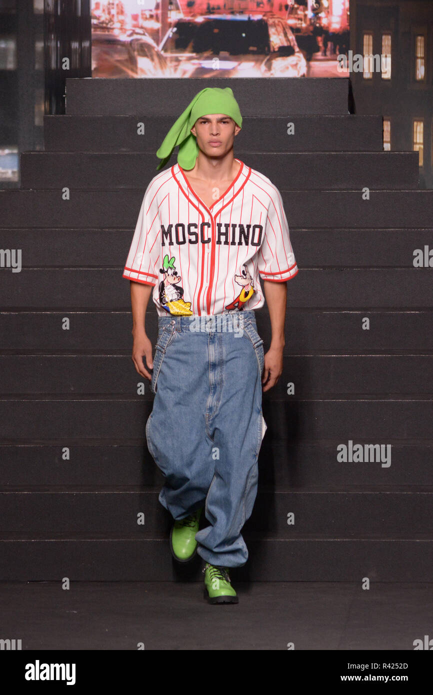 moschino h&m cap