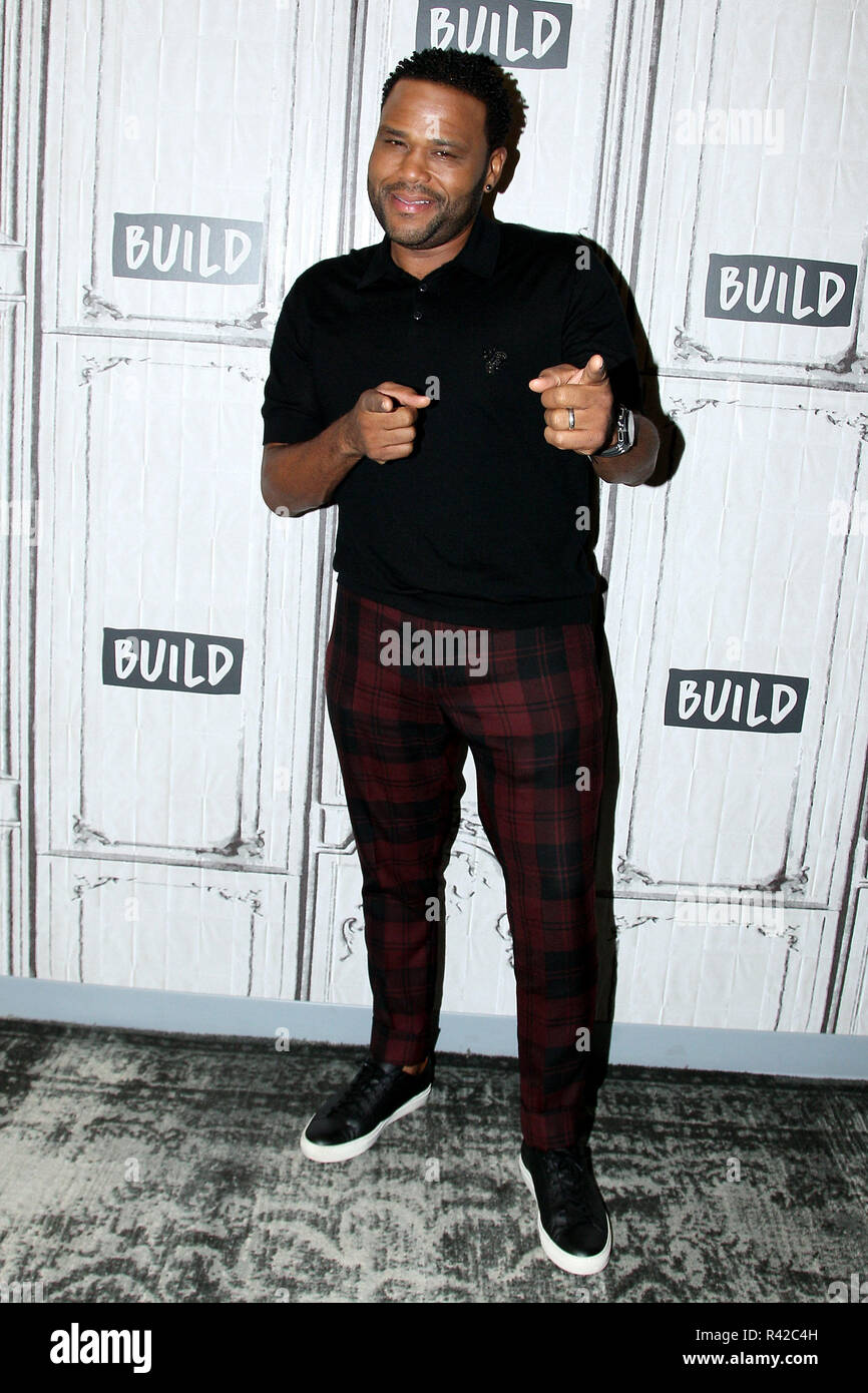 NEW YORK, NY - SEPTEMBER 28:  Build presents Anthony Anderson discussing State Farm at Build Studio on September 28, 2017 in New York City.  (Photo by Steve Mack/S.D. Mack Pictures) Stock Photo