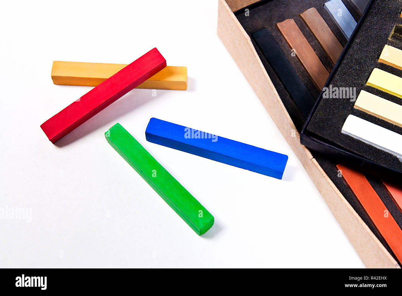 Blue chalk sticks hi-res stock photography and images - Alamy