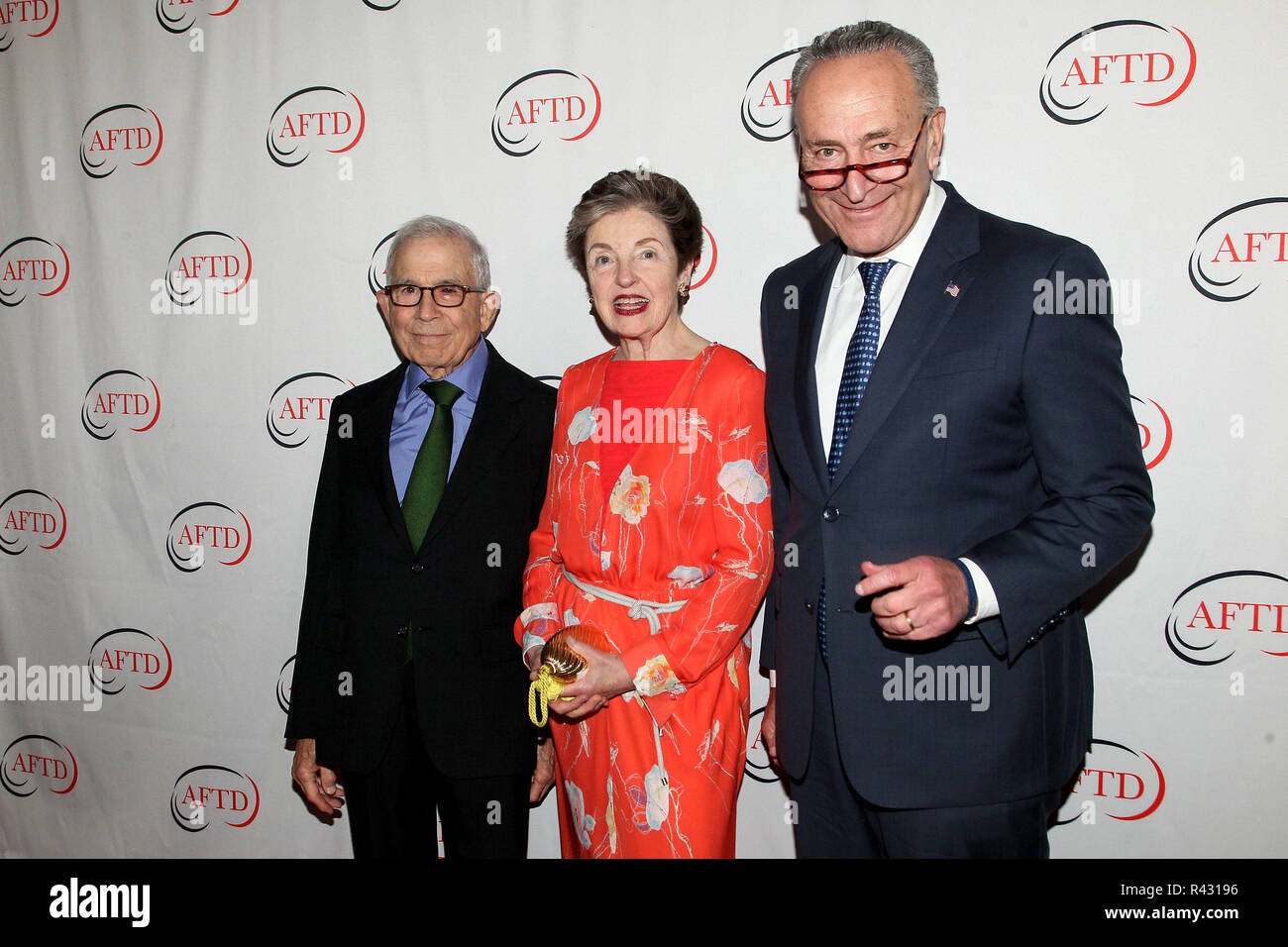 NEW YORK, NY - OCTOBER 12:  Owner, Advance Publications Donald Newhouse, Victoria Newhouse and Sen. Charles E. Schumer attend the 2017 AFTD Hope Rising Benefit at The Pierre Hotel on October 12, 2017 in New York City.  (Photo by Steve Mack/S.D. Mack Pictures) Stock Photo