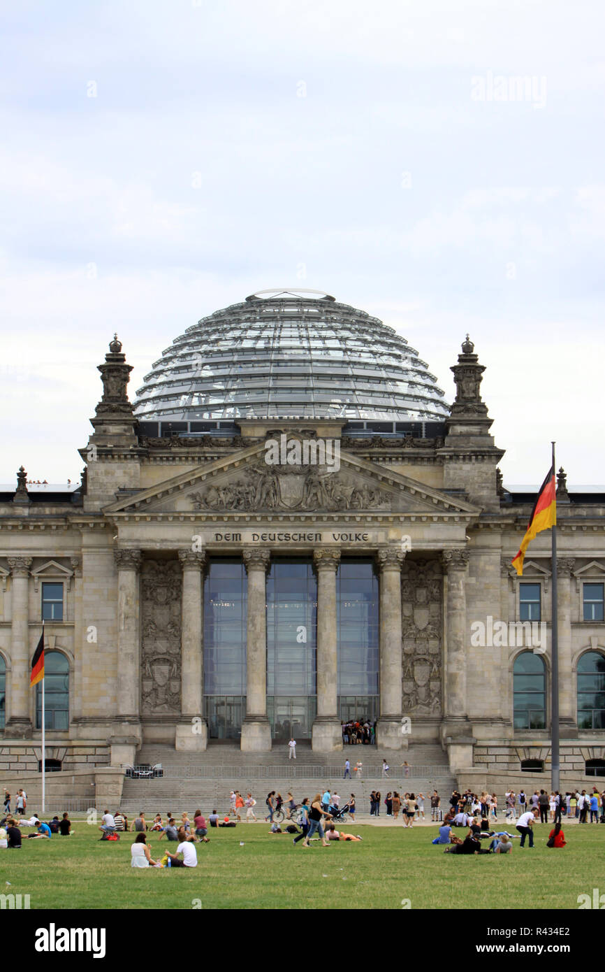 reichstag building,seat of the german parliament Stock Photo Alamy