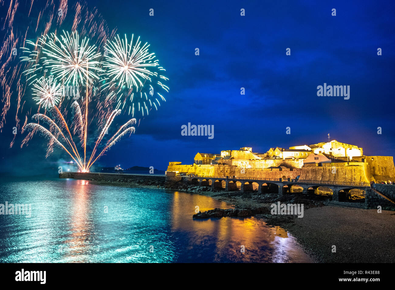Display firework illuminations hi-res stock photography and images - Alamy