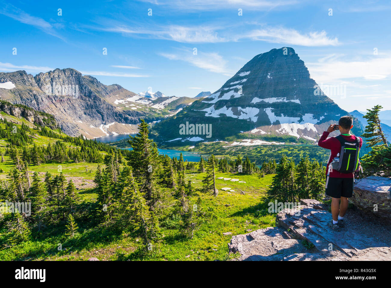 logan pass trail in Glacier national park on sunny day,Montana,usa Stock  Photo - Alamy, image size:1300x957