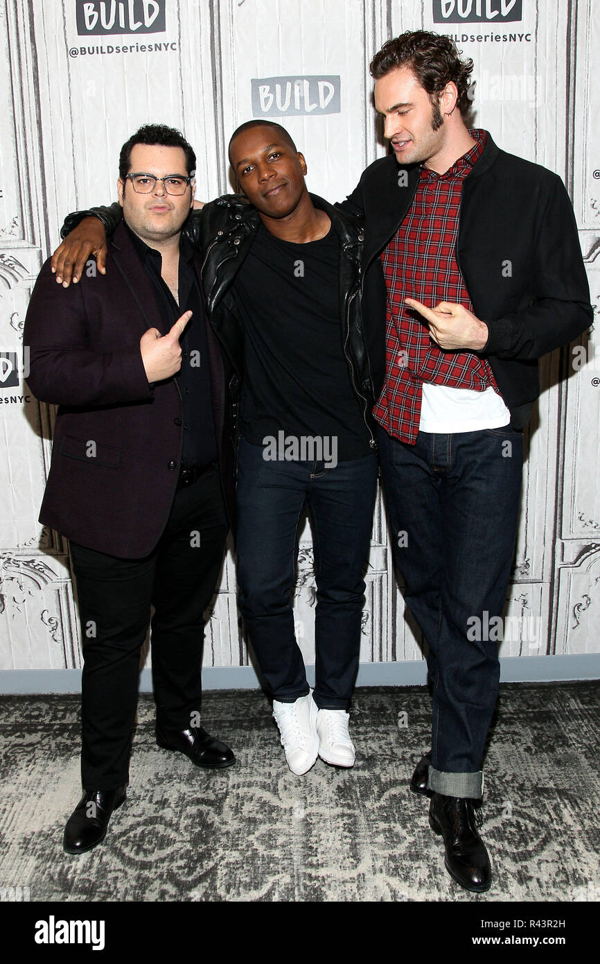 NEW YORK, NY - NOVEMBER 06:  Build presents Josh Gad, Leslie Odom Jr. and Tom Bateman discussing 'Murder On The Orient Express' at Build Studio on November 6, 2017 in New York City.  (Photo by Steve Mack/S.D. Mack Pictures) Stock Photo