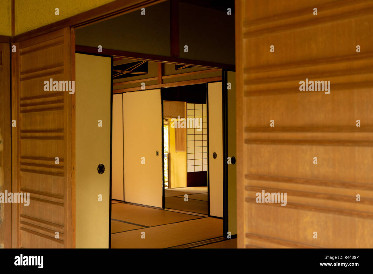 Japanese house hi-res stock photography and images - Alamy
