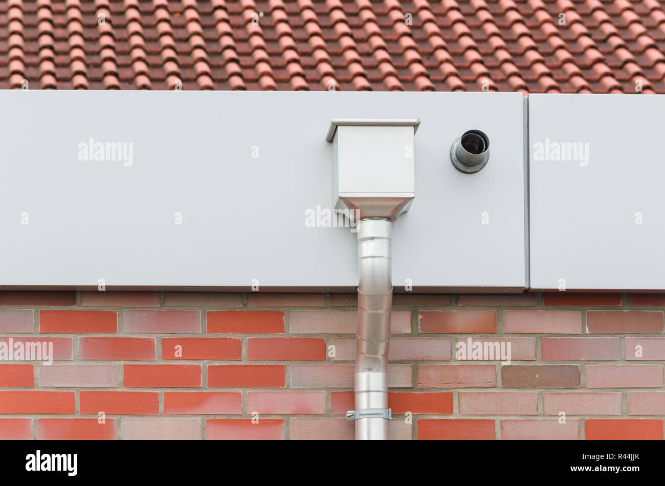 aluminum gutter box Stock Photo Alamy