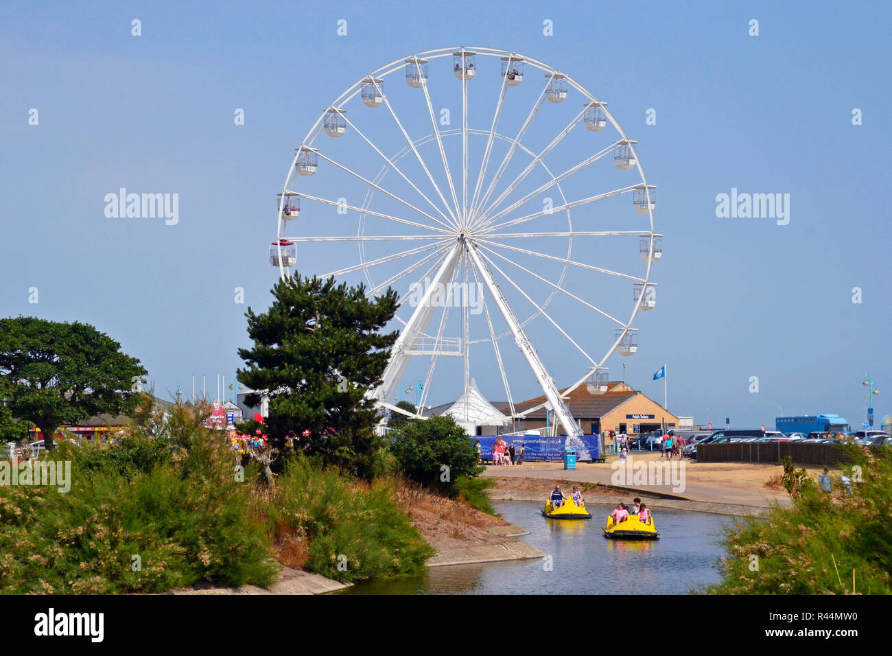 Peddle boat ride hires stock photography and images Alamy