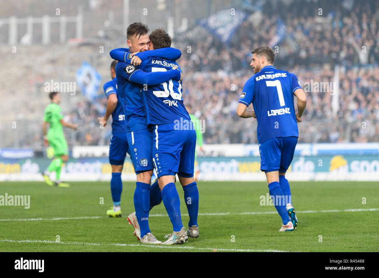 Munich, Germany. 30th Jan, 2023. Soccer: 3rd league, TSV 1860 Munich - Dynamo  Dresden, Matchday 20, Stadion an der Grünwalder Straße. The players of  Munich cheer about the goal for 1:0. Credit