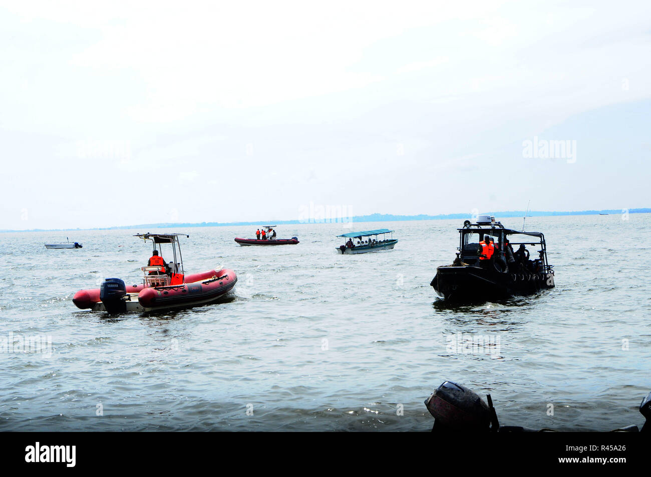 Tragic Fishing Accident In Lake Geneva >> Boat Accident Stock Photos Boat Accident Stock Images Page 3 Alamy Tragic Fishing Accident In Lake Geneva >> Boat Accident Stock Photos Boat Accident Stock Images Page 3 Alamy