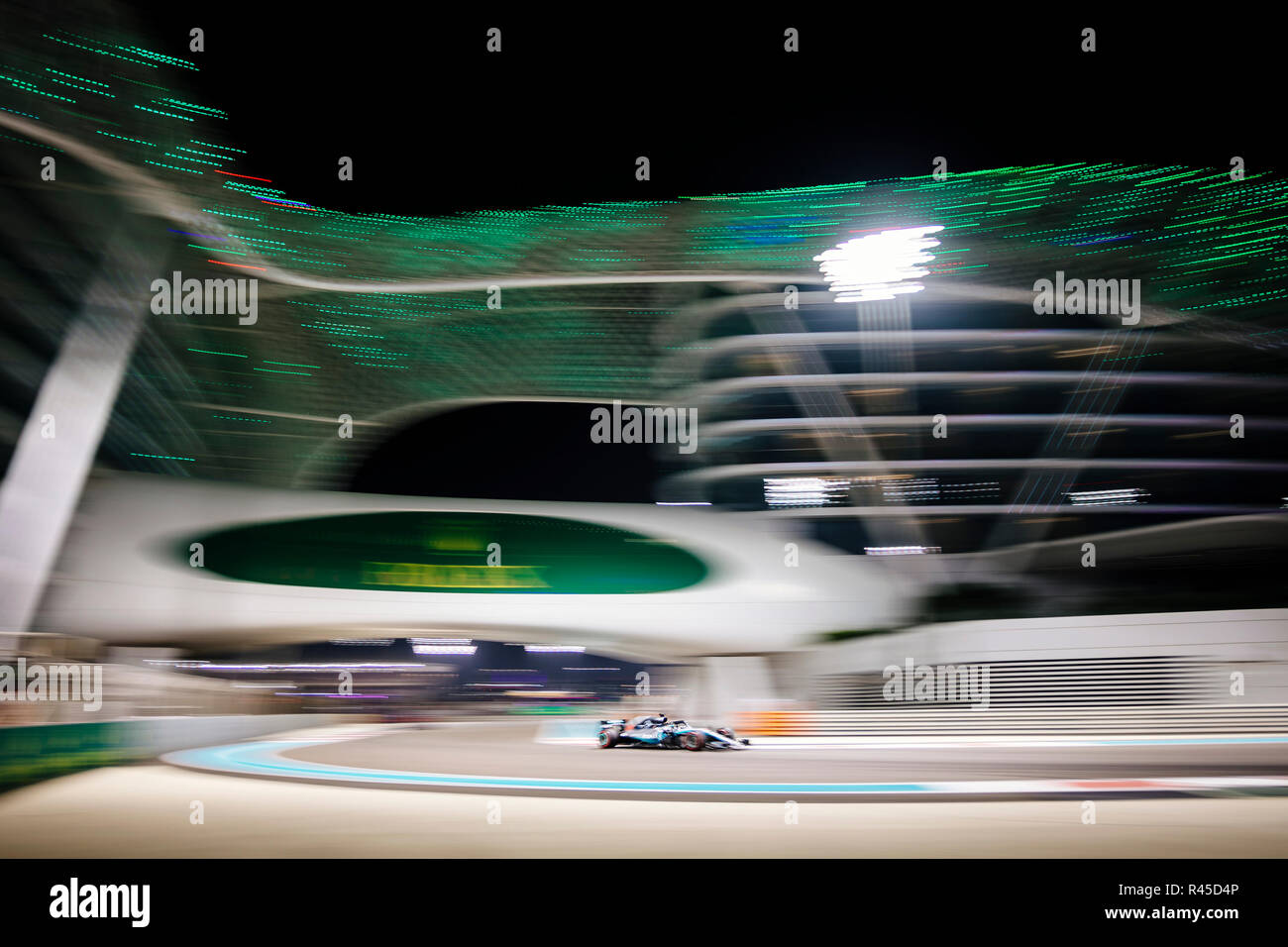Abu Dhabi, UAE. 25th Nov, 2018. Mercedes AMG Petronas F1 Team’s British driver Lewis Hamilton competes during the Formula 1 Abu Dhabi Grand Prix race at the Yas Marina Circuit in Abu Dhabi on November 25, 2018. Credit: Jure Makovec/Alamy Live News Stock Photo