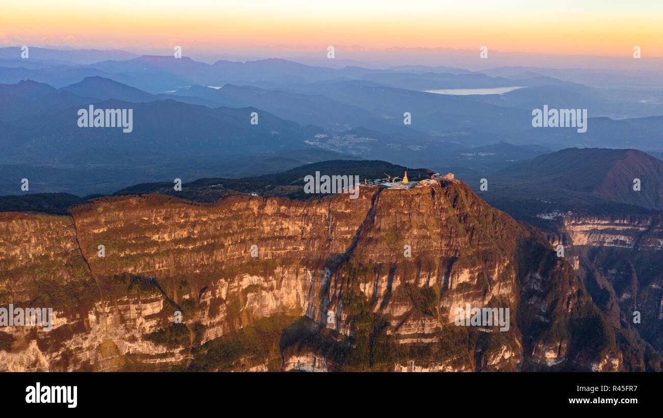 Golden Buddha on Emeishan or Emei Mountain, Sichuan Province, China Stock Photo