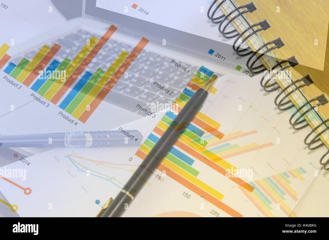 business Chart and pen Stock Photo Alamy